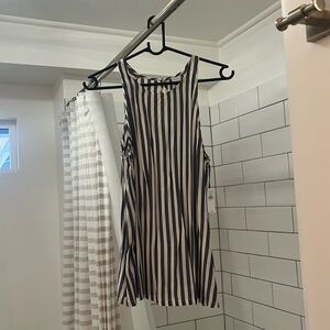 Cute Old Navy Tank -NEW-🤍‼️PRICE DROP‼️